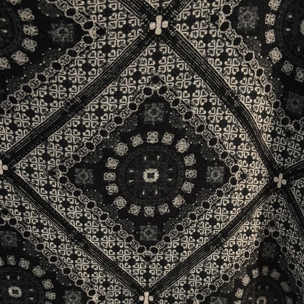 Lucky Brand Women's Geometric Cotton Blouse - Picture 2 of 4